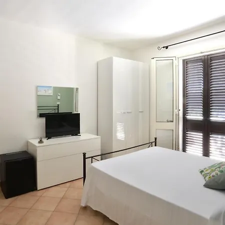 B&B Happy Days Golfo Di Gallipoli Bed & Breakfast Santa Maria al Bagno