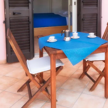 B&B Happy Days Golfo Di Gallipoli Bed & Breakfast 3*